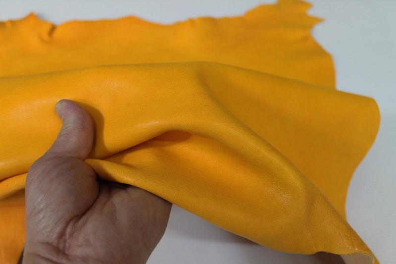 MANGO YELLOW vegetable tan Italian lambskin lamb sheep wholesale leather skins 0.5mm to 1.2 mm